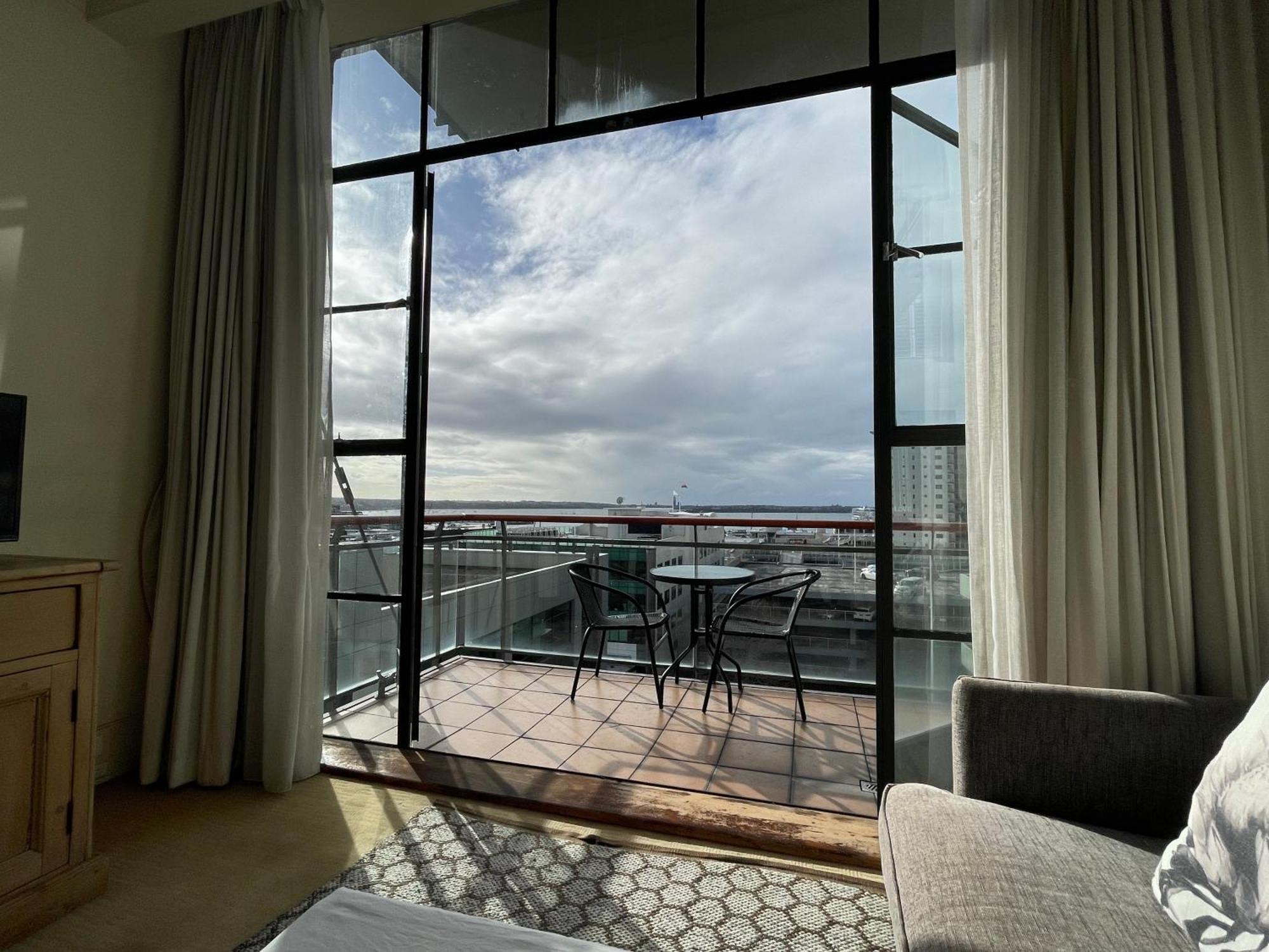 Sea View Heritage Apartment With Balcony Auckland Exterior photo